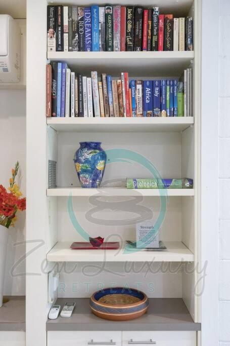 ZEN TREETOPS - Boutique 2-BR Apt W/ Private Pool - Accommodation Cooktown 1