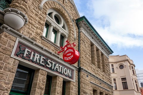 Perth Scavenger Hunt: Perched On A Swan - Accommodation Cooktown 5