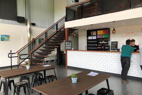 Beer, Wine And Gin (The Ultimate Tastings.) - Accommodation Cooktown 2