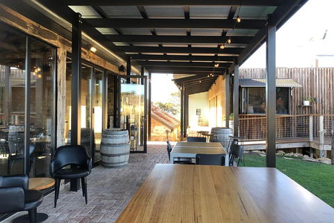 Beer, Wine And Gin (The Ultimate Tastings.) - Accommodation Cooktown 4