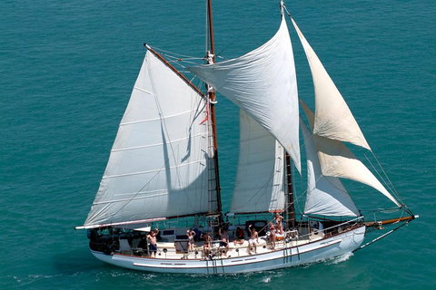 Whitehaven Beach Sailing And Snorkeling Cruise - Accommodation Cooktown 5
