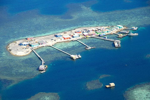 Abrolhos Islands Fixed-Wing Scenic Flight - Accommodation Cooktown 3