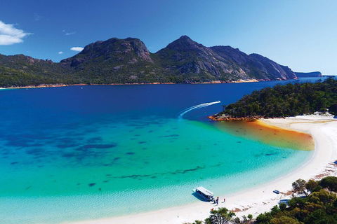 Wineglass Bay Private Charter Service - Accommodation Cooktown 1