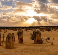 Pinnacle Desert Sunset and Night-time Stargazing Tour from Perth - Accommodation Cooktown