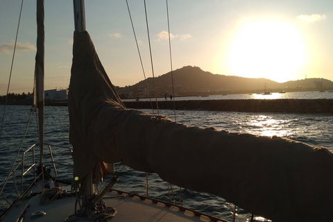 Townsville Small Group Sunset Sail Sailing Cruise Boat Tour Charter Hire - Accommodation Cooktown 2