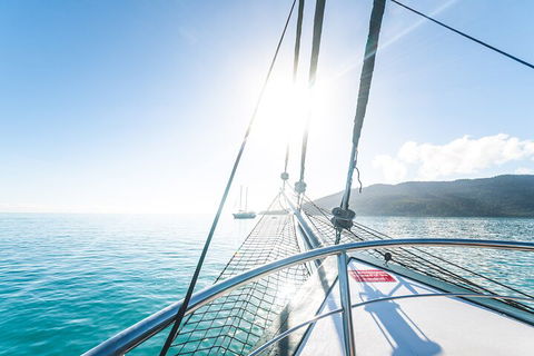 2 Night Whitsunday Islands Cruise On New Horizon From Airlie Beach - Accommodation Cooktown 2