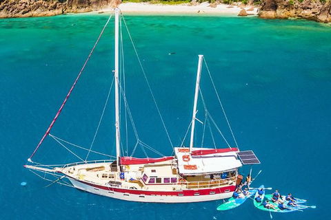 2-Day Whitsundays Sailing Adventure: SV Whitehaven - Accommodation Cooktown 5