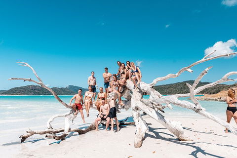 4 Day & 3 Night Whitsunday Islands & Outer Reef Sailing Adventure On Condor - Accommodation Cooktown 0