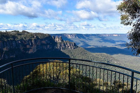 Blue Mountains Vintage Cadillac Tour With Local Guide - Accommodation Cooktown 5