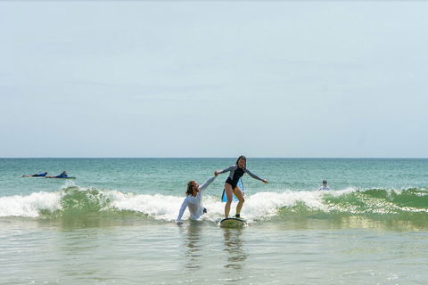 Private Beginners Surf Lessons, Noosa World Surf Reserve - Accommodation Cooktown 0