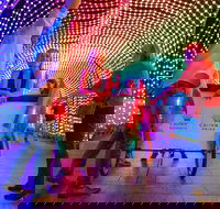 Christmas Lights Rickshaw Tour in Perth - Accommodation Cooktown