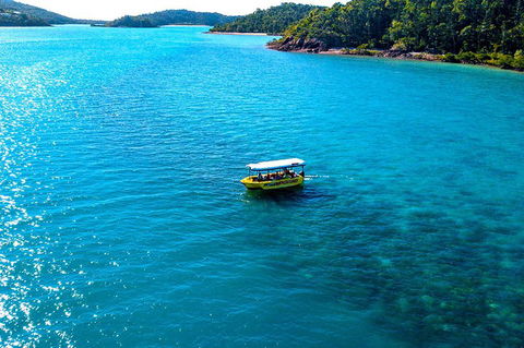 Airlie Beach Glass Bottom Boat Tour - Accommodation Cooktown 2
