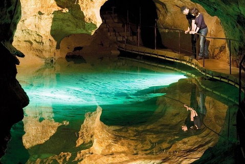 Blue Mountains Private Tour From Sydney With Jenolan Caves - Accommodation Cooktown 2